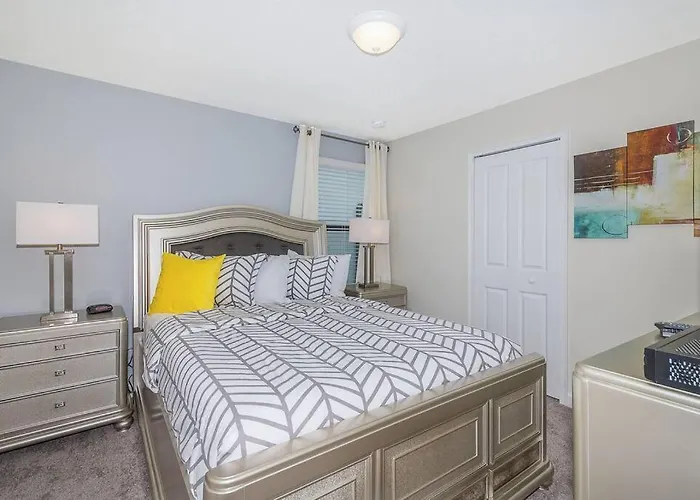 Luxury Villa Inside Storey Lake, Kissimmee - No Extra Fees