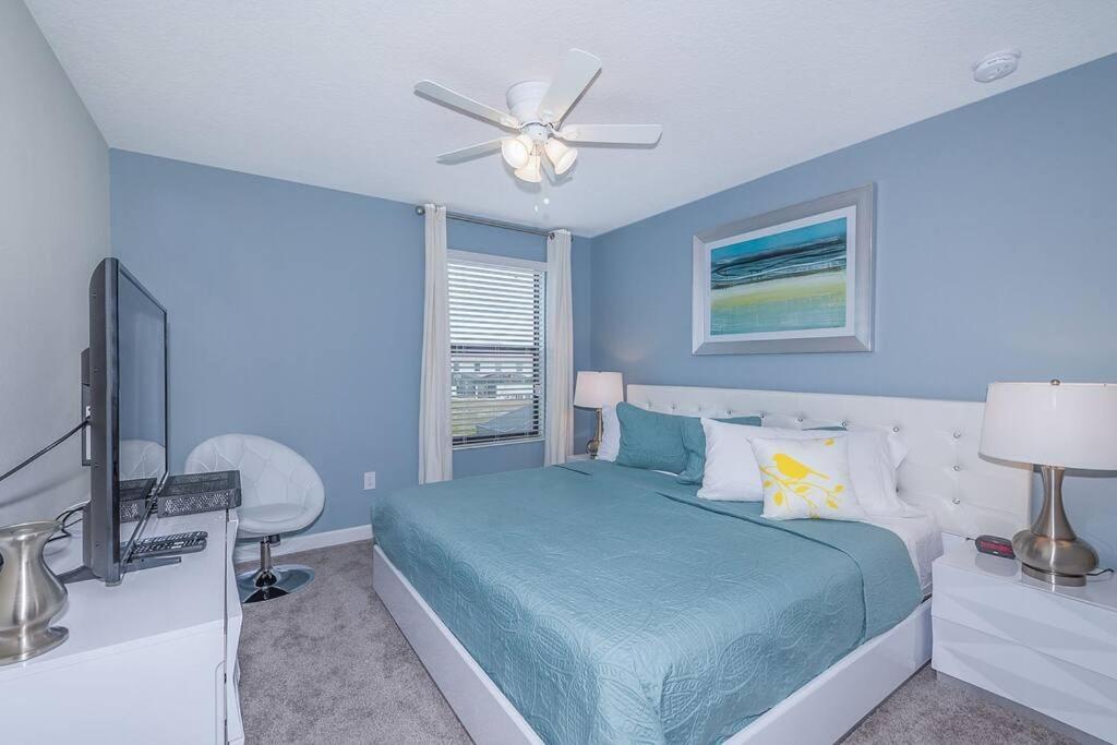 Luxury Inside Storey Lake, - No Extra Fees