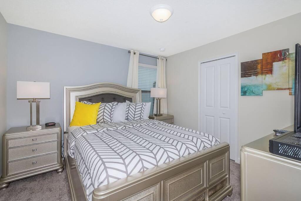 Luxury Inside Storey Lake, - No Extra Fees Kissimmee
