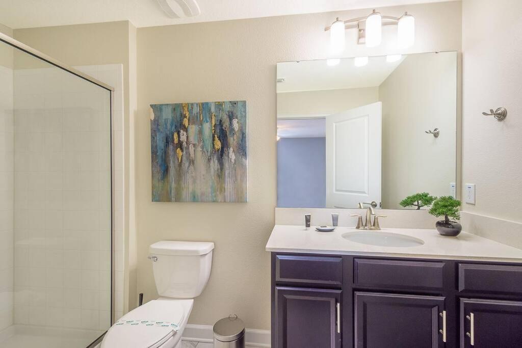 Luxury Inside Storey Lake, - No Extra Fees * Kissimmee