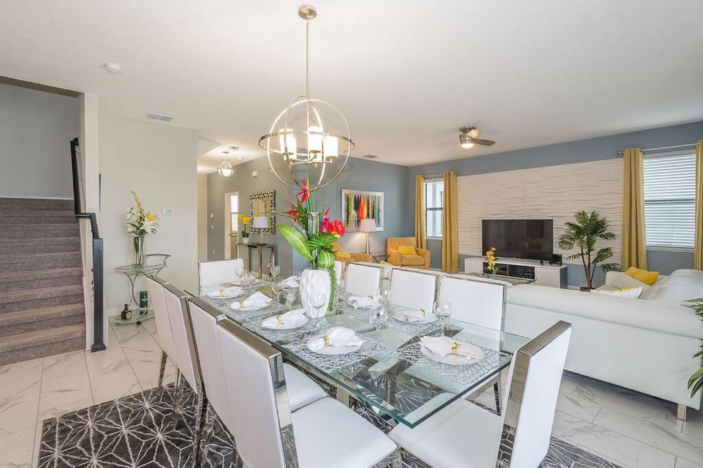 Luxury Inside Storey Lake, - No Extra Fees Kissimmee