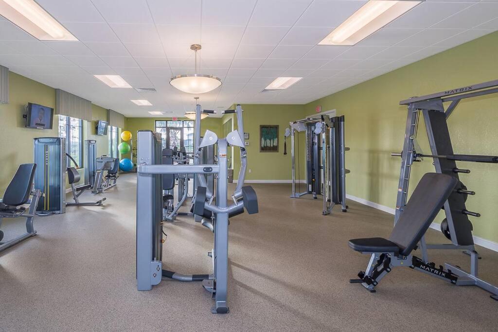 Luxury Inside Storey Lake, - No Extra Fees Villa