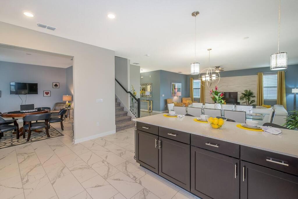 Villa Luxury Inside Storey Lake, - No Extra Fees